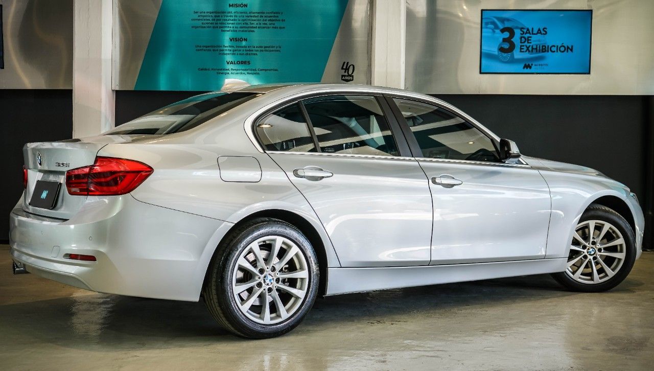 BMW Serie 3 Usado Financiado en Córdoba, deRuedas