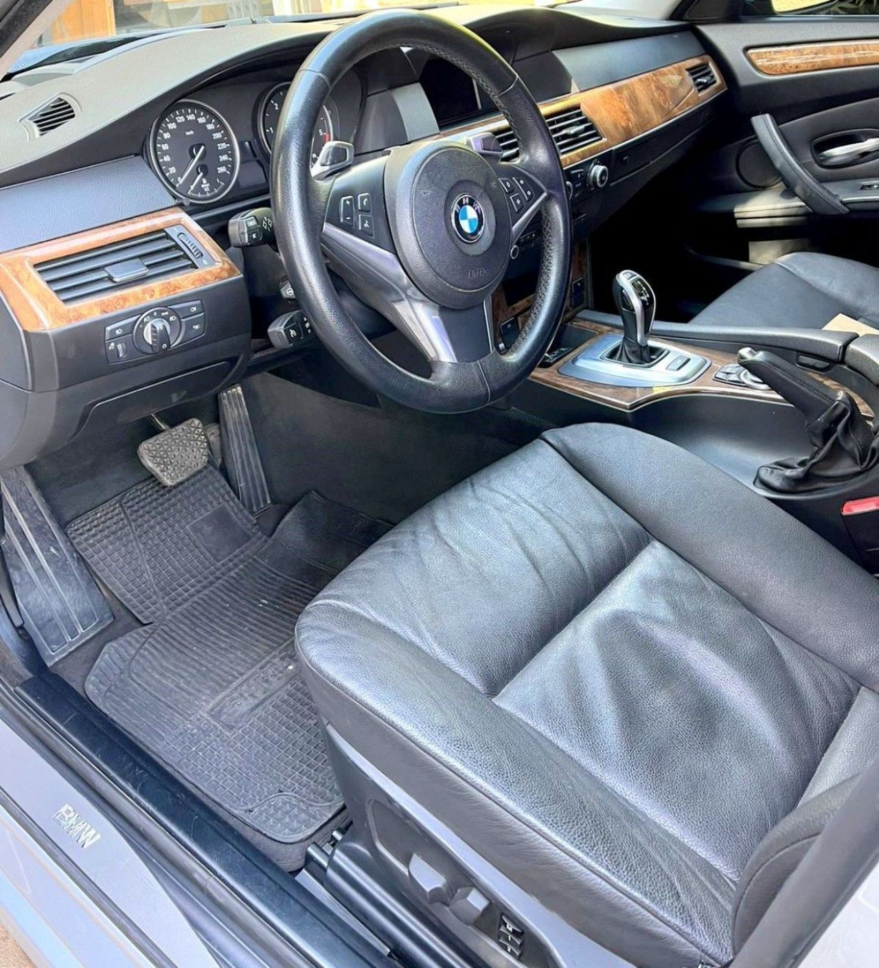 BMW Serie 5 Usado en Córdoba, deRuedas
