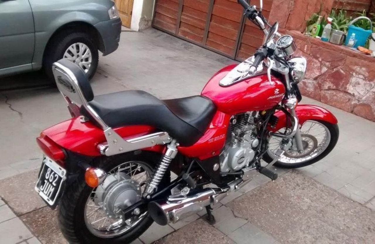 Bajaj Avenger Usada en Mendoza, deRuedas