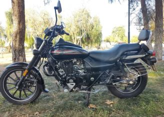Bajaj Avenger Usada en Mendoza