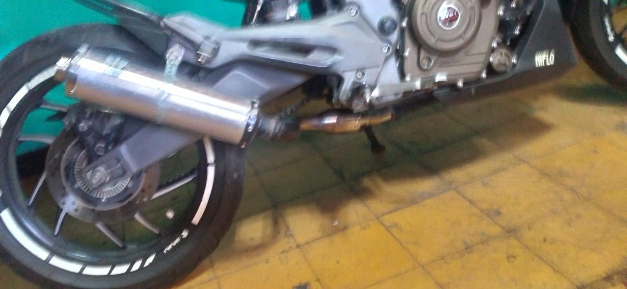 Bajaj Dominar Usada en Mendoza, deRuedas