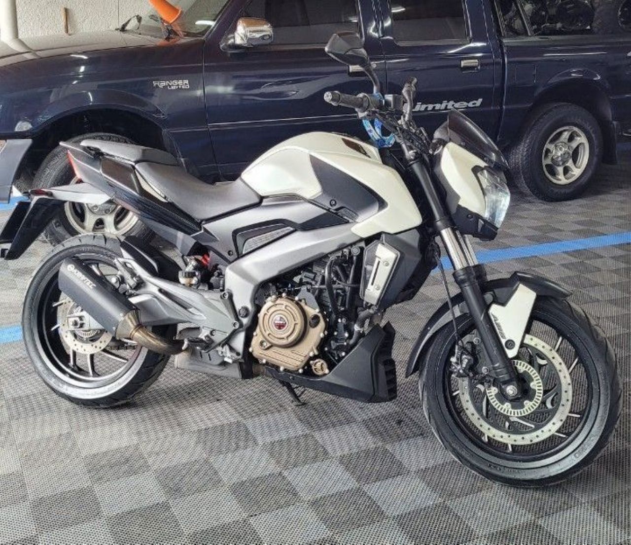 Bajaj Dominar Usada en Mendoza, deRuedas