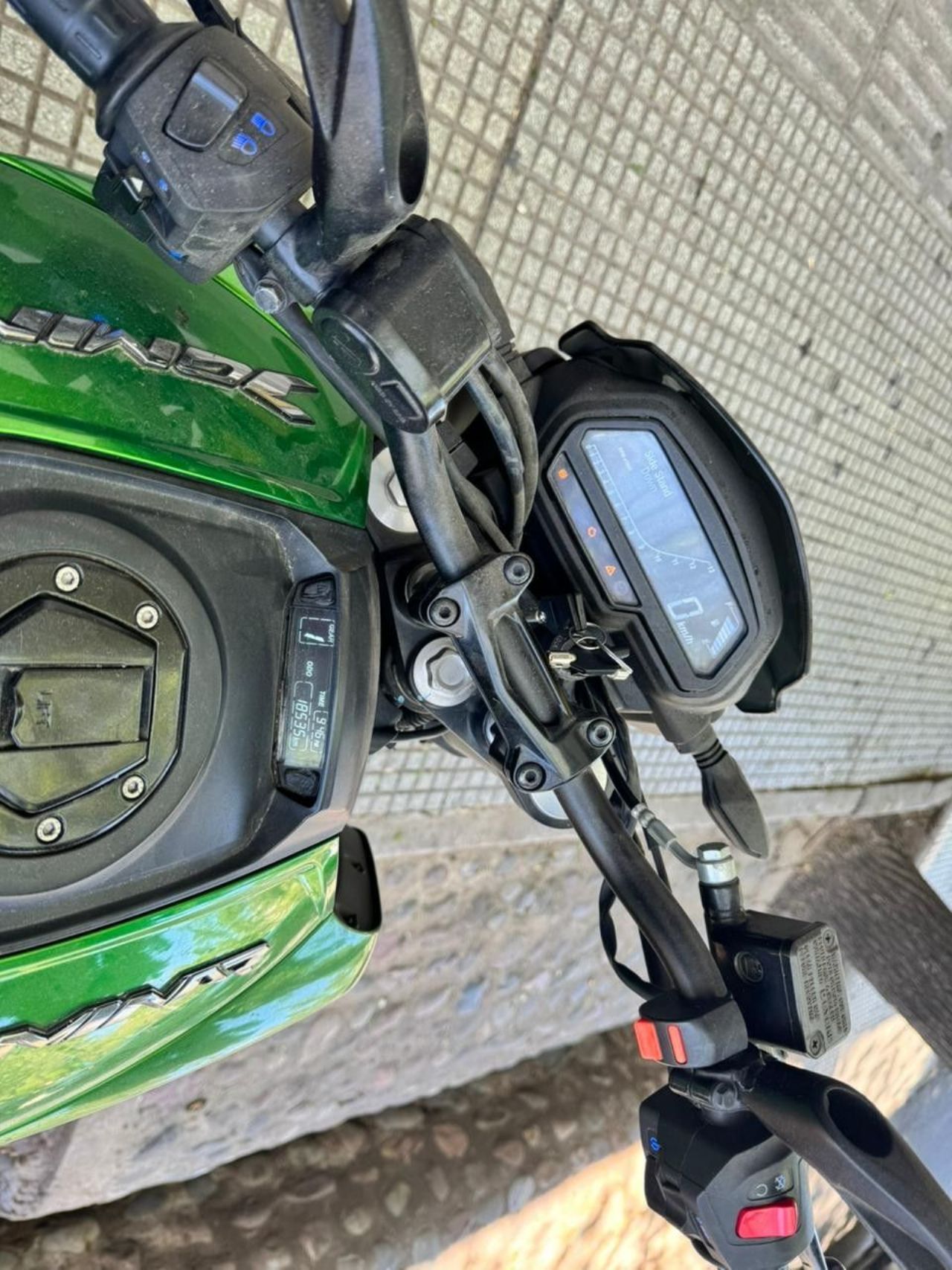 Bajaj Dominar Usada en Mendoza, deRuedas
