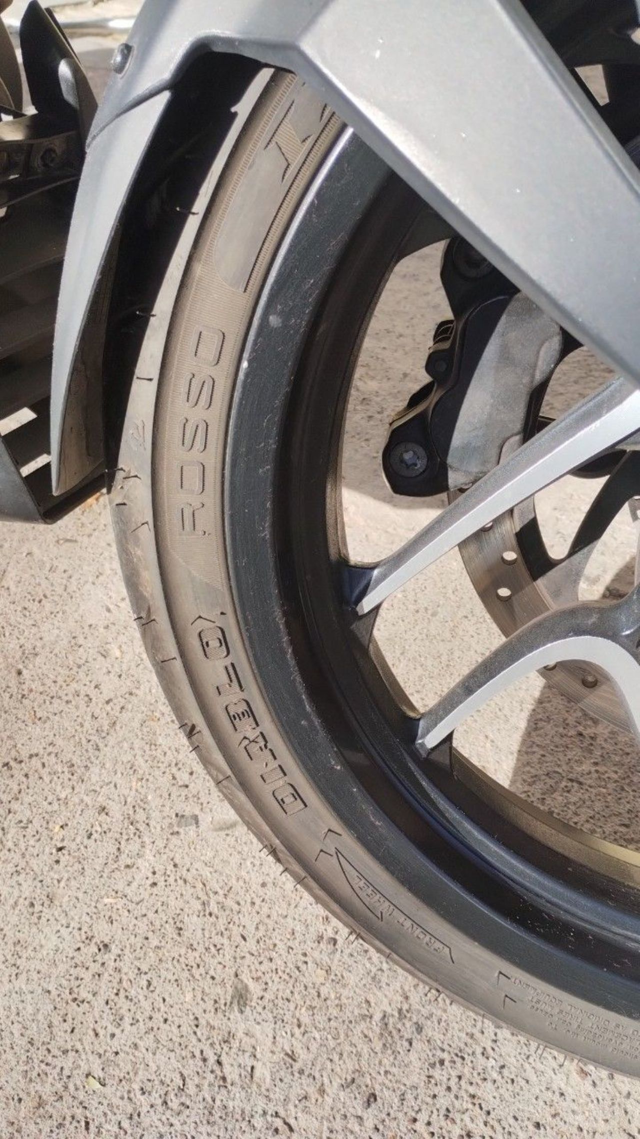 Bajaj Dominar Usada en Mendoza, deRuedas