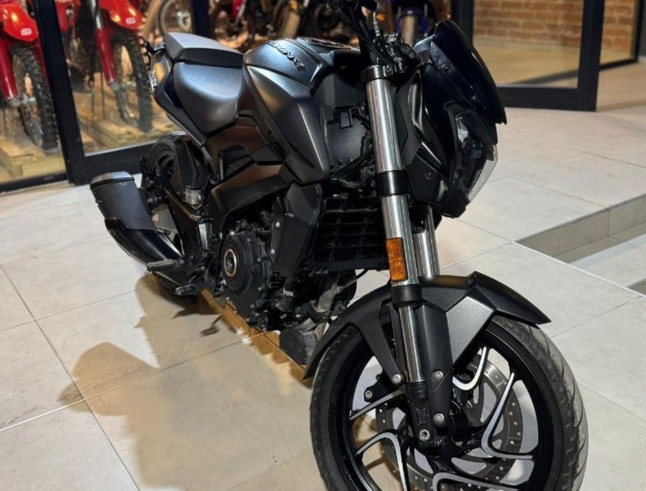 Bajaj Dominar Usada Financiado en San Juan, deRuedas