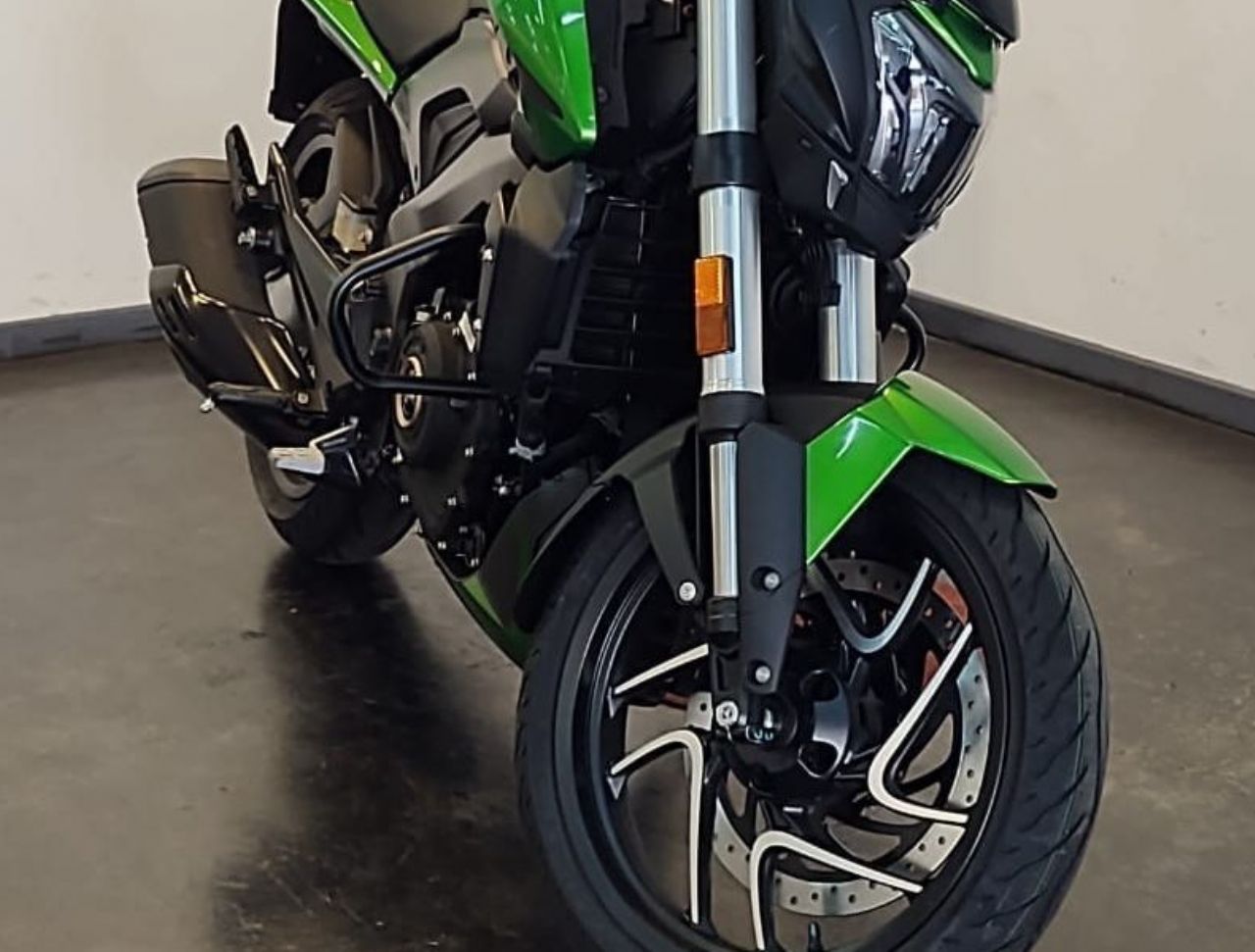 Bajaj Dominar Usada en Mendoza, deRuedas