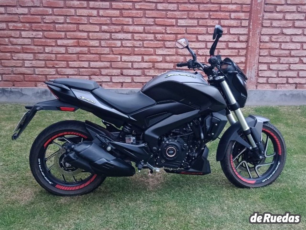 Bajaj Dominar Usada en Mendoza, deRuedas