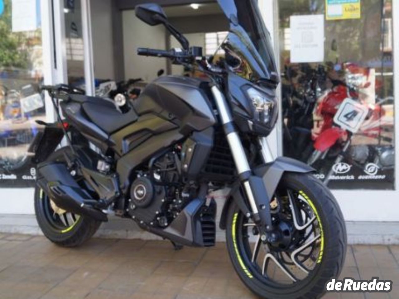 Bajaj Dominar Usada en Mendoza, deRuedas