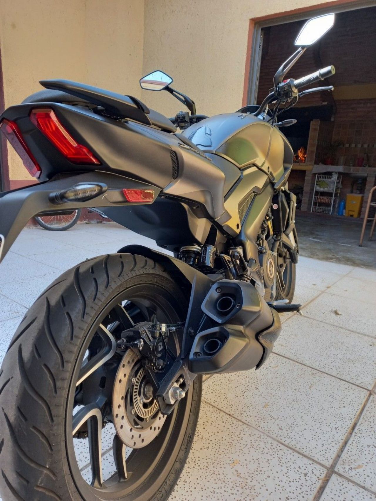 Bajaj Dominar Usada en Mendoza, deRuedas