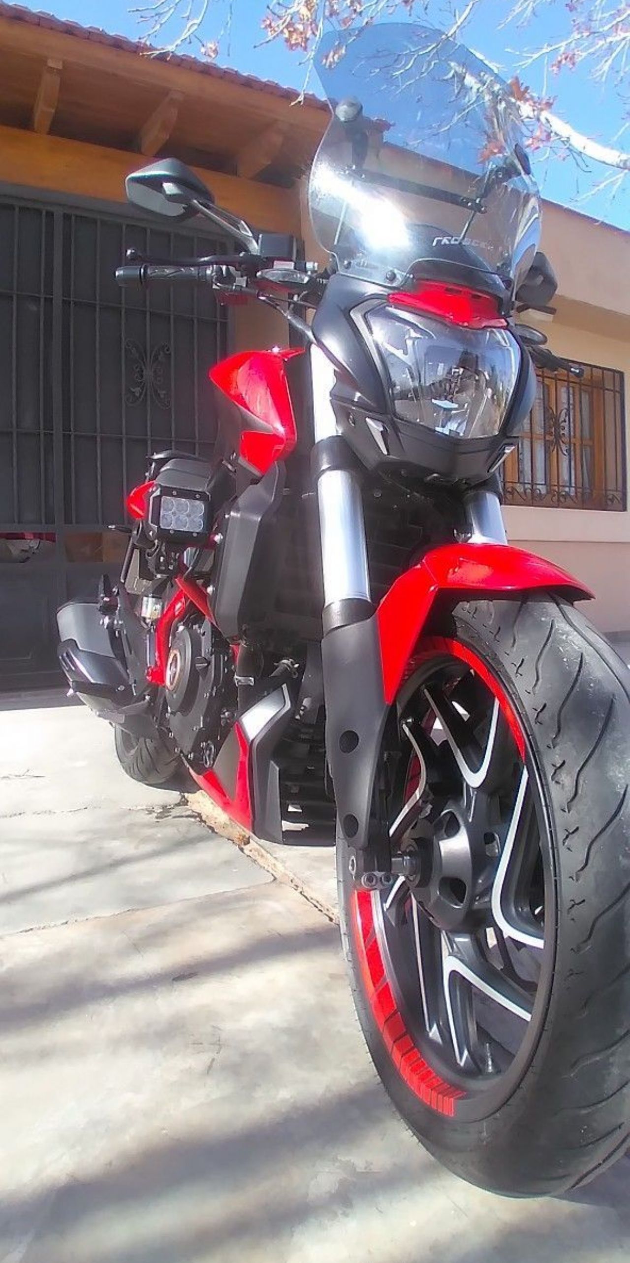 Bajaj Dominar Usada en Mendoza, deRuedas