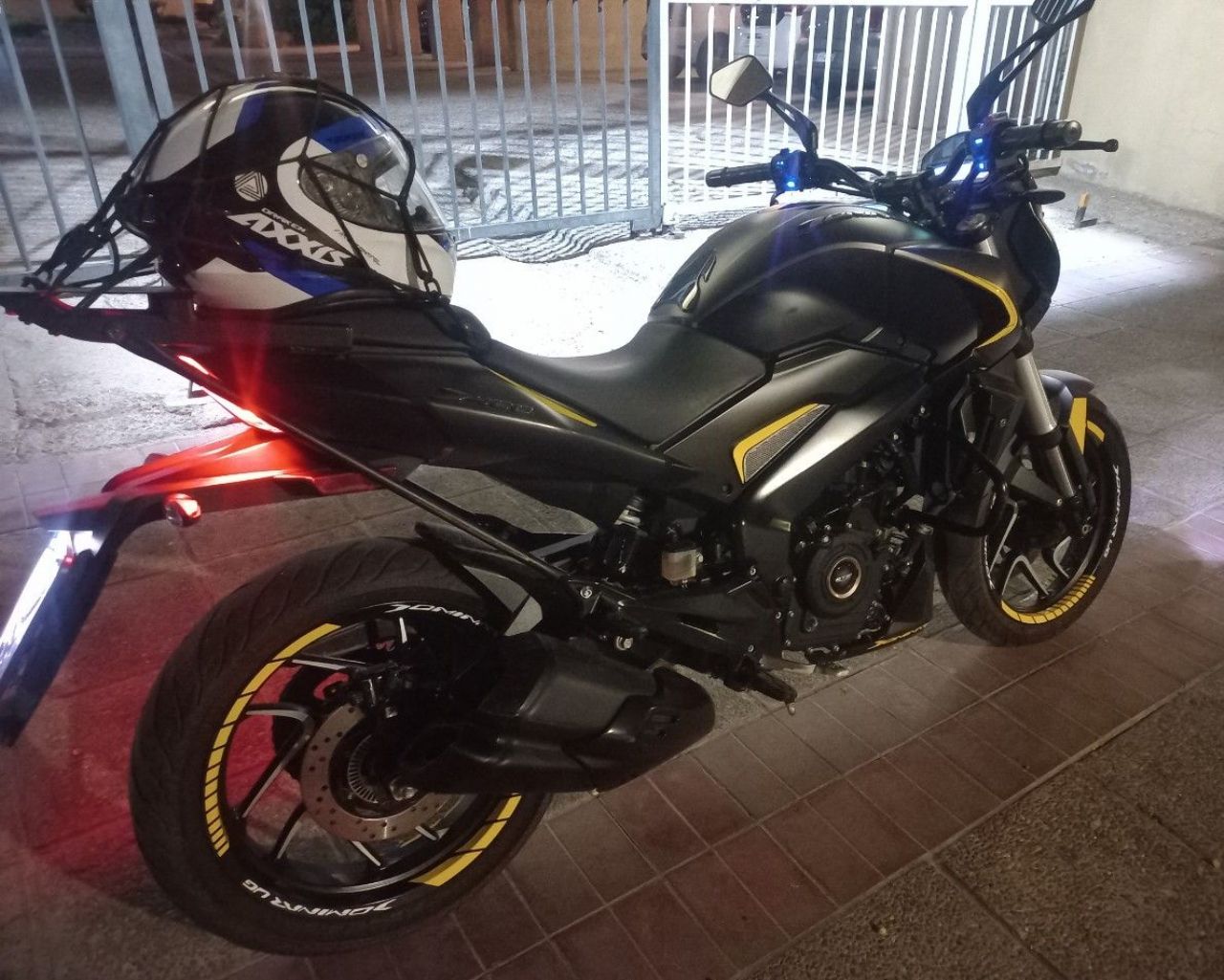 Bajaj Dominar Usada en Mendoza, deRuedas