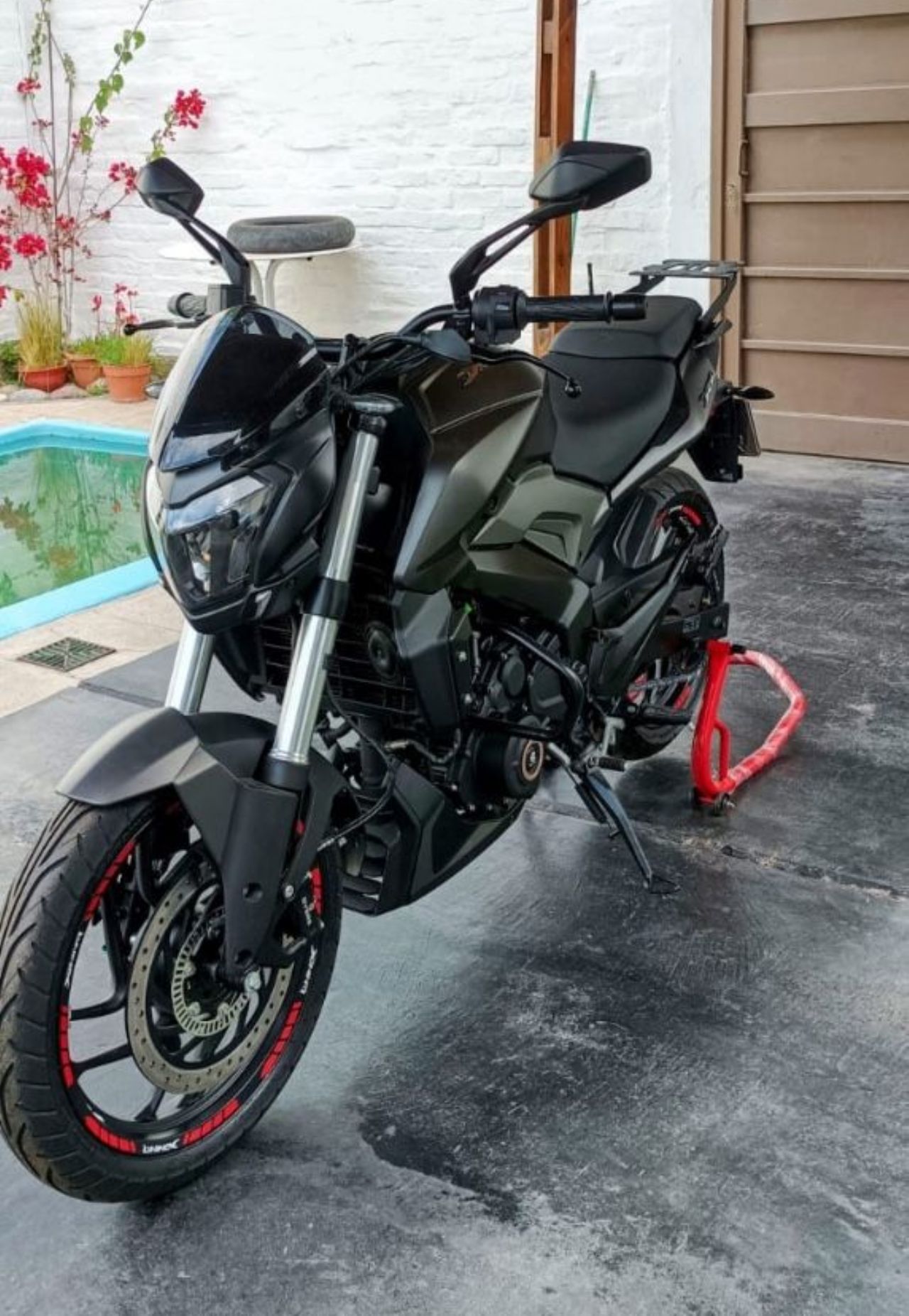 Bajaj Dominar Usada en Mendoza, deRuedas