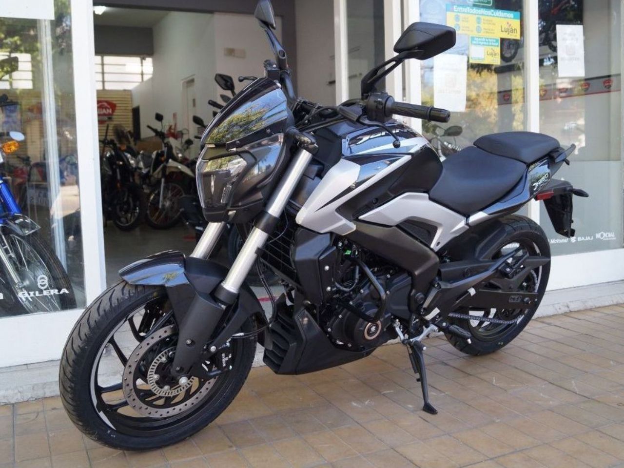 Bajaj Dominar Nueva en Mendoza, deRuedas