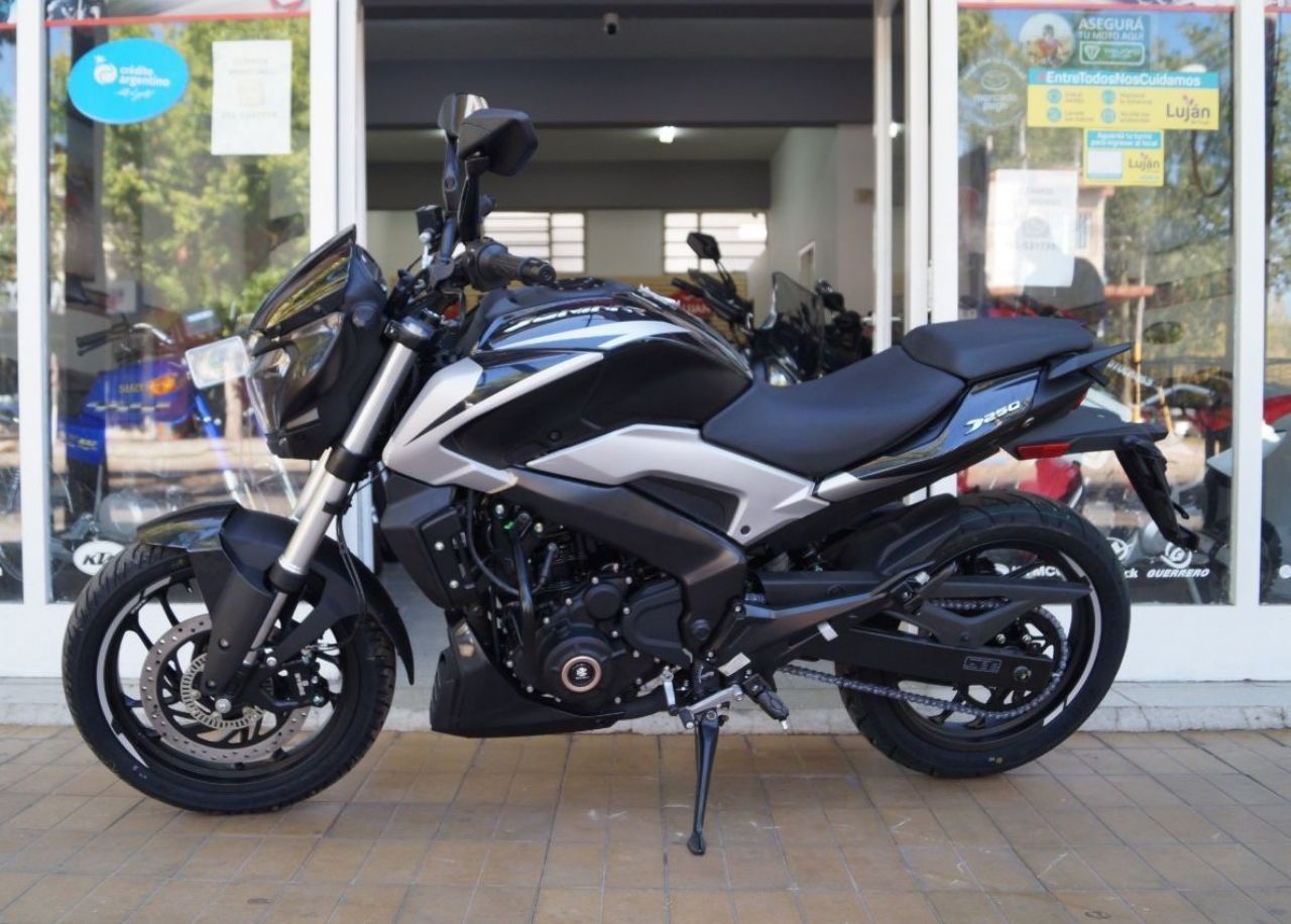 Bajaj Dominar Nueva en Mendoza, deRuedas
