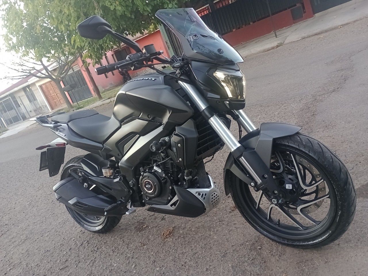 Bajaj Dominar Usada en Mendoza, deRuedas