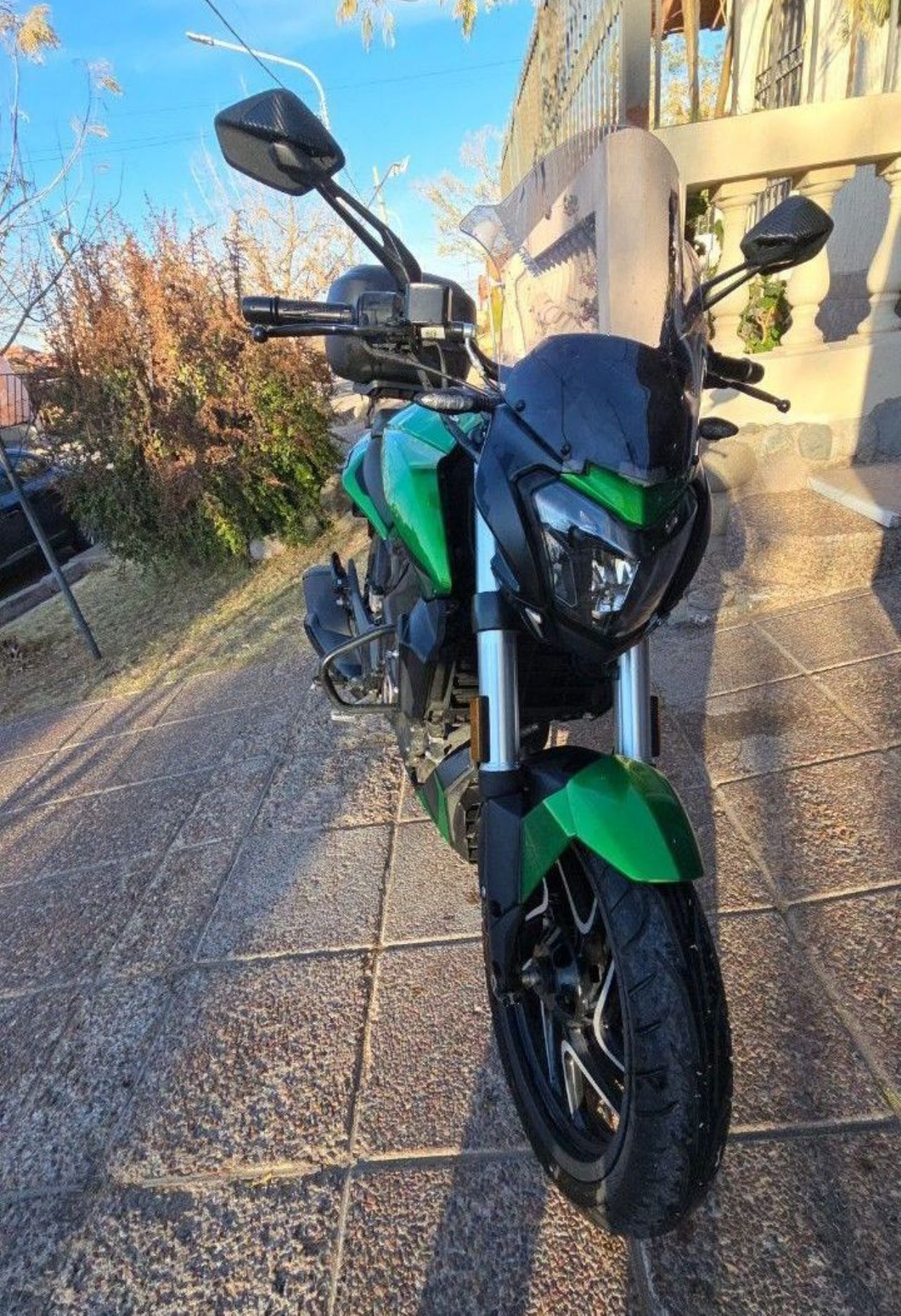 Bajaj Dominar Usada en Mendoza, deRuedas