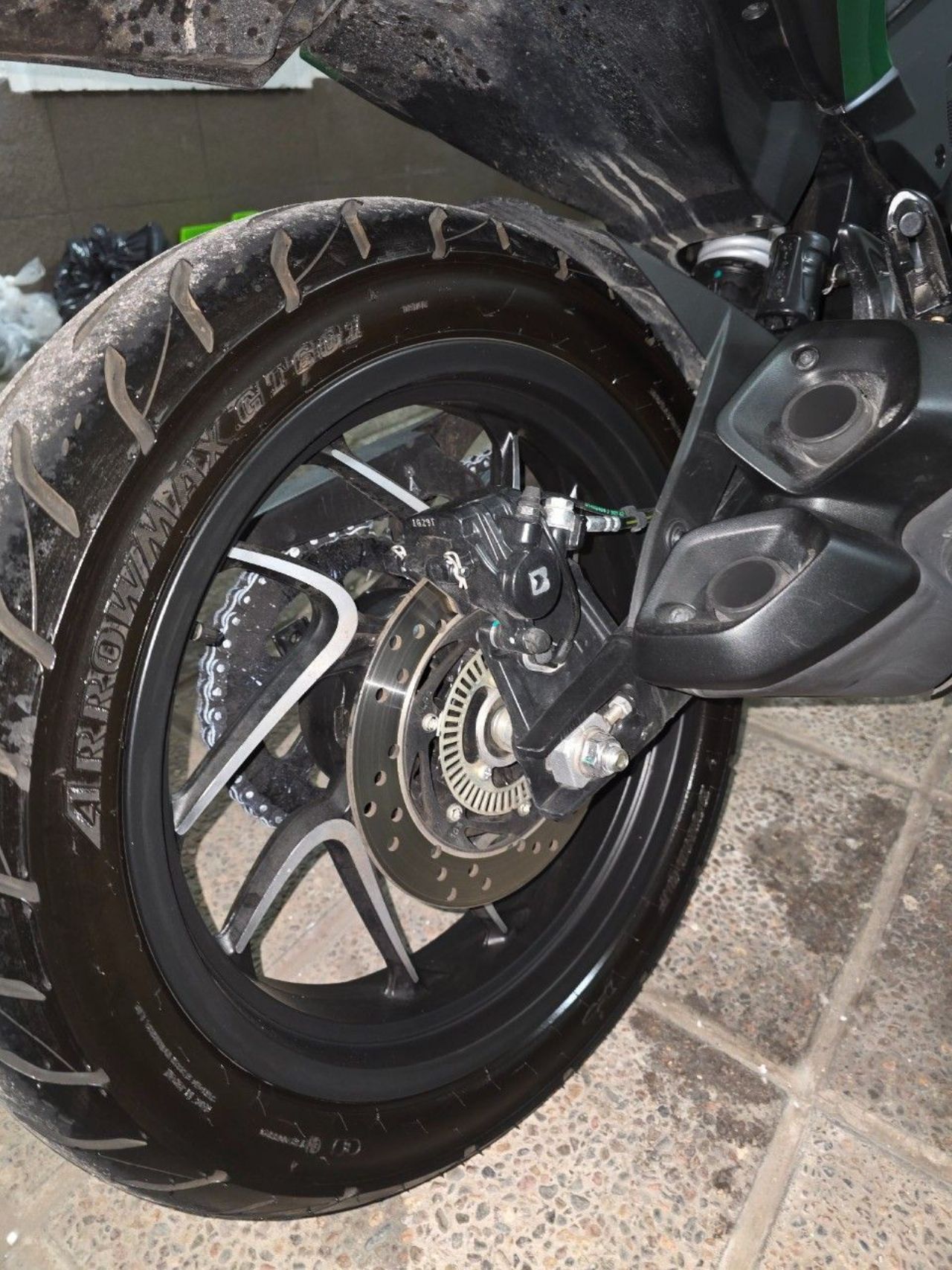 Bajaj Dominar Usada en Mendoza, deRuedas
