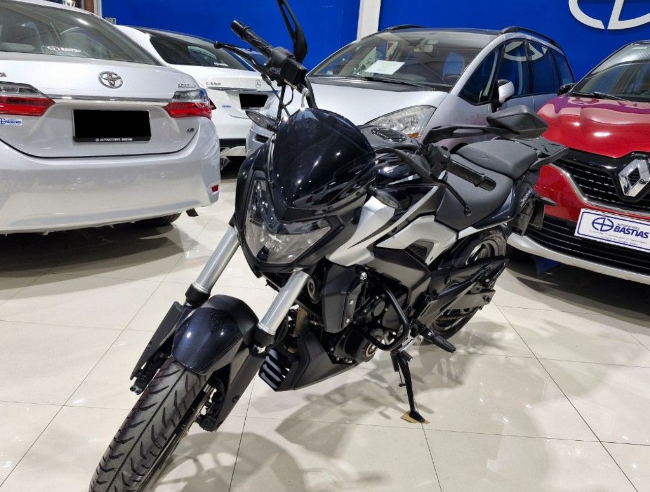 Bajaj Dominar Usada Financiado en Mendoza, deRuedas
