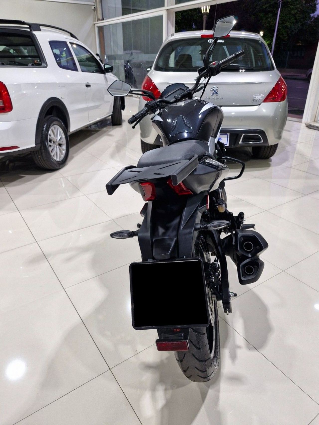 Bajaj Dominar Usada Financiado en Mendoza, deRuedas