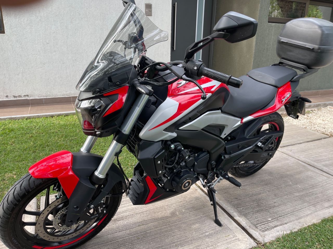 Bajaj Dominar Usada en Mendoza, deRuedas