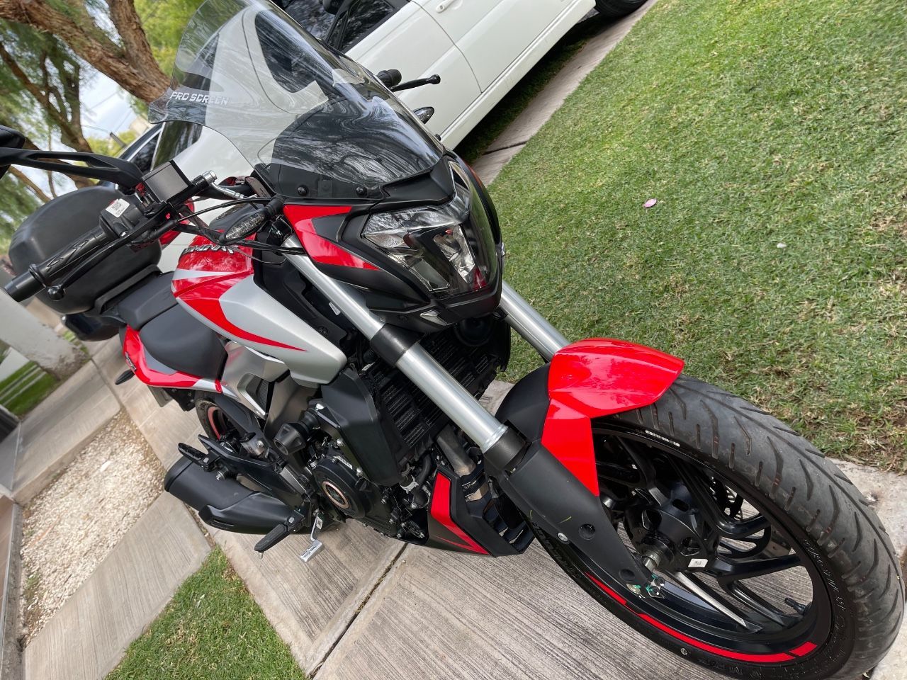 Bajaj Dominar Usada en Mendoza, deRuedas