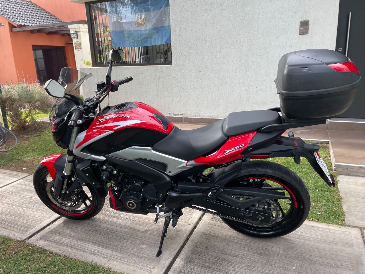 Bajaj Dominar Usada en Mendoza, deRuedas
