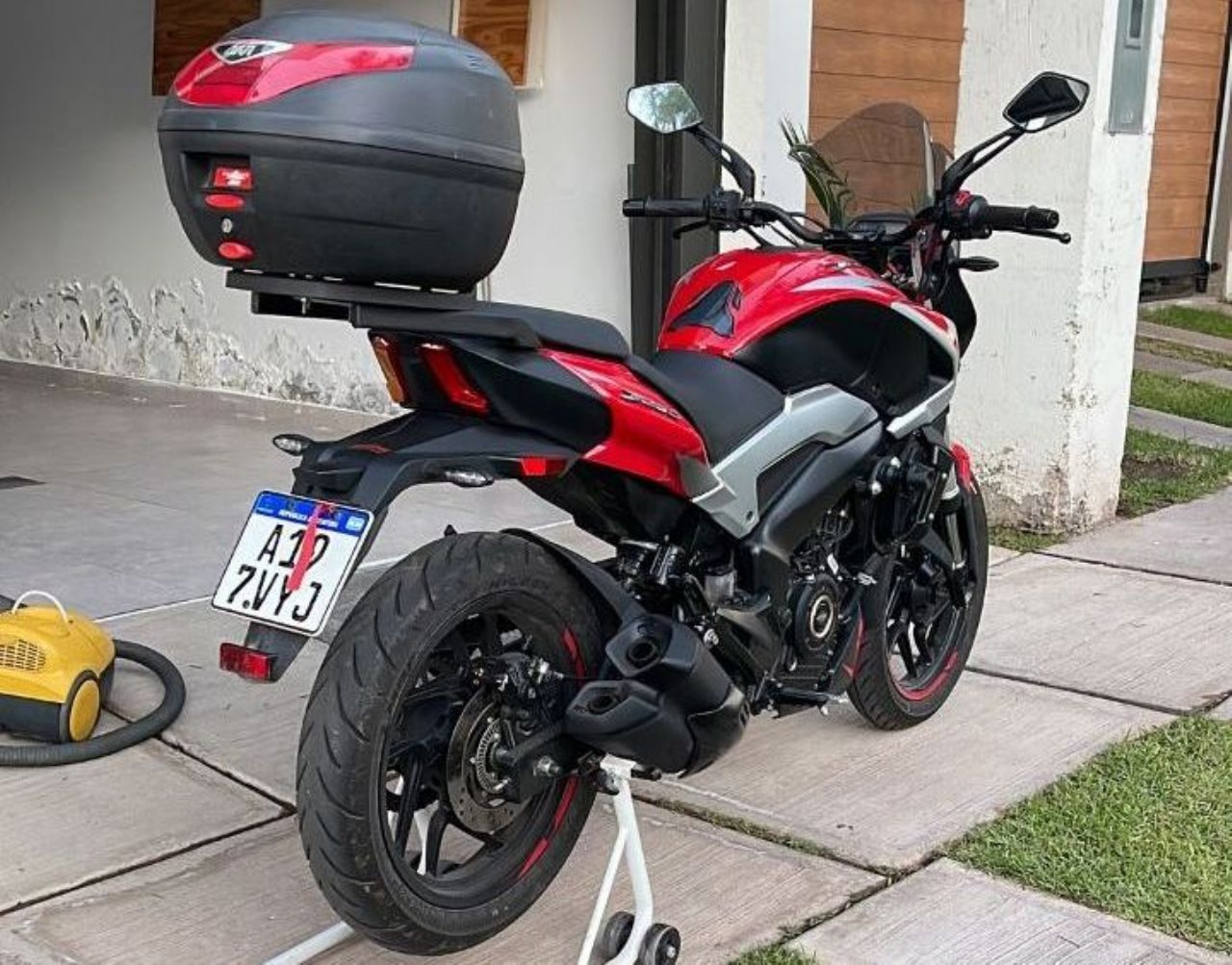 Bajaj Dominar Usada en Mendoza, deRuedas