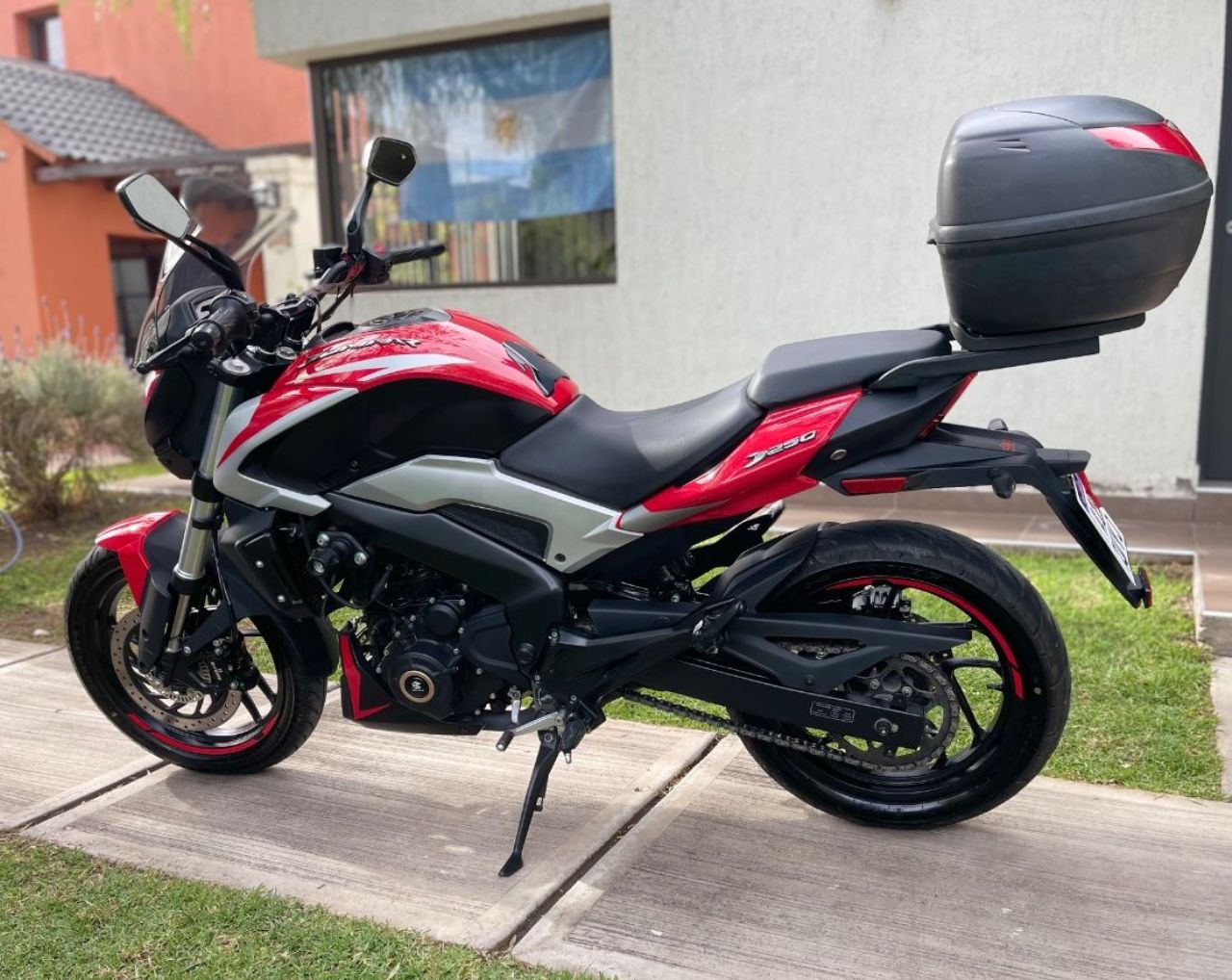 Bajaj Dominar Usada en Mendoza, deRuedas