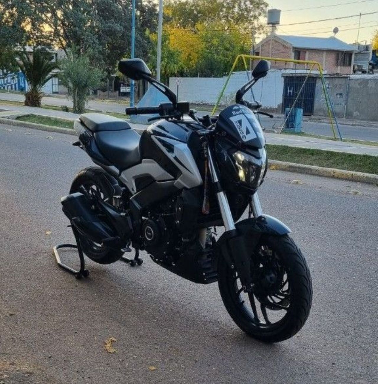 Bajaj Dominar Usada en Mendoza, deRuedas