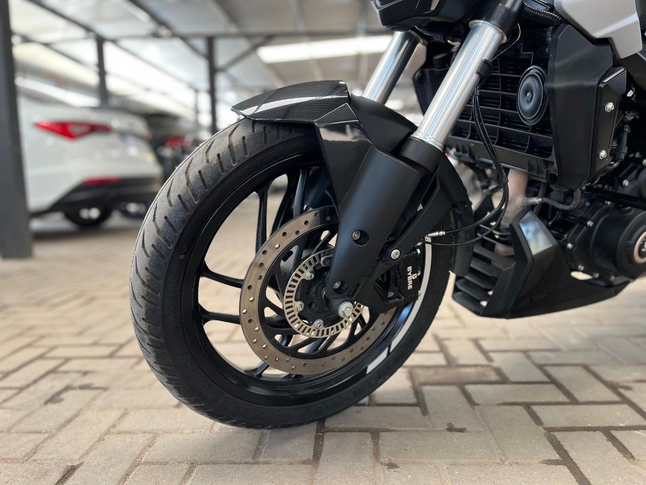 Bajaj Dominar Usada Financiado en Córdoba, deRuedas