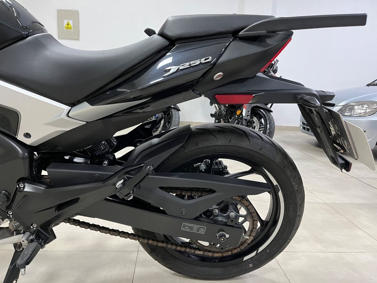 Bajaj Dominar Usada en Mendoza, deRuedas