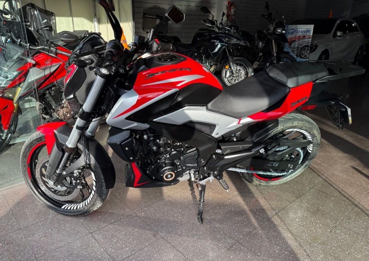Bajaj Dominar Usada Financiado en Mendoza, deRuedas