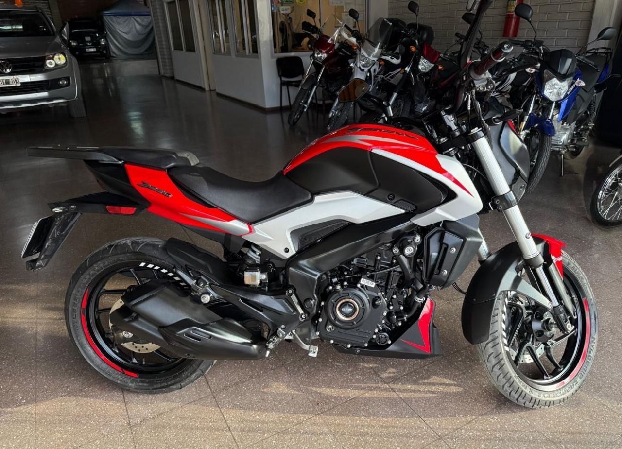 Bajaj Dominar Usada Financiado en Mendoza, deRuedas