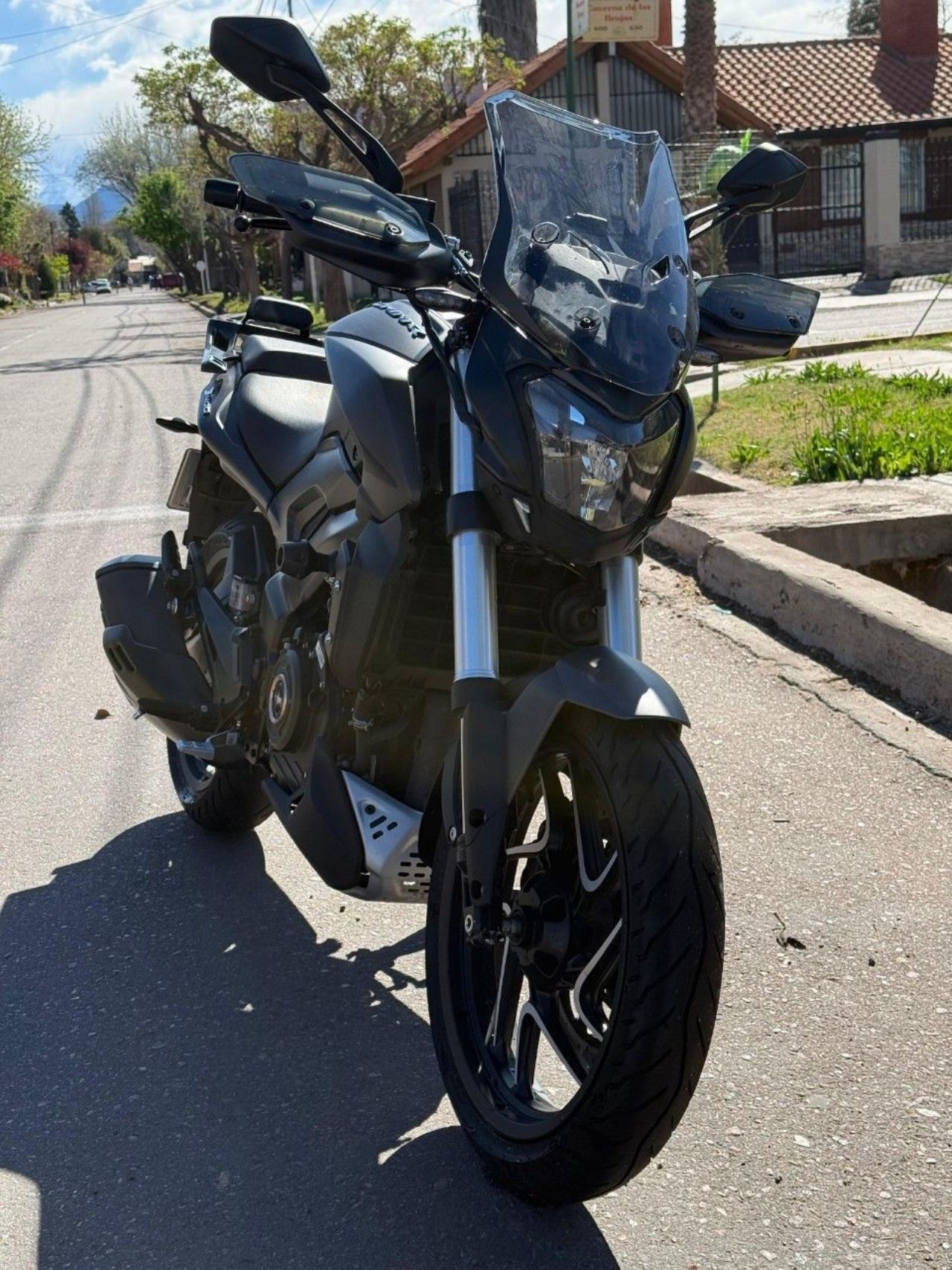 Bajaj Dominar Usada en Mendoza, deRuedas