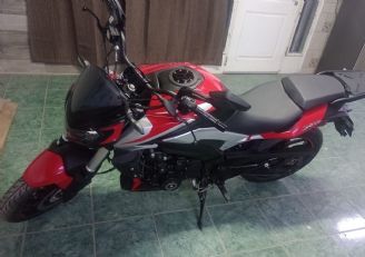 Bajaj Dominar Usada en Mendoza