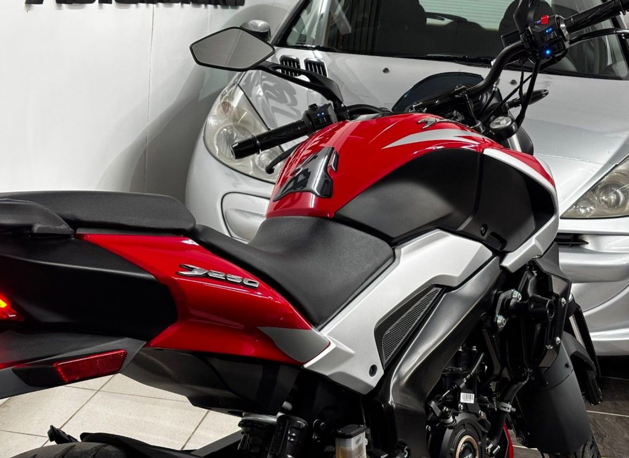 Bajaj Dominar Usada Financiado en Mendoza, deRuedas