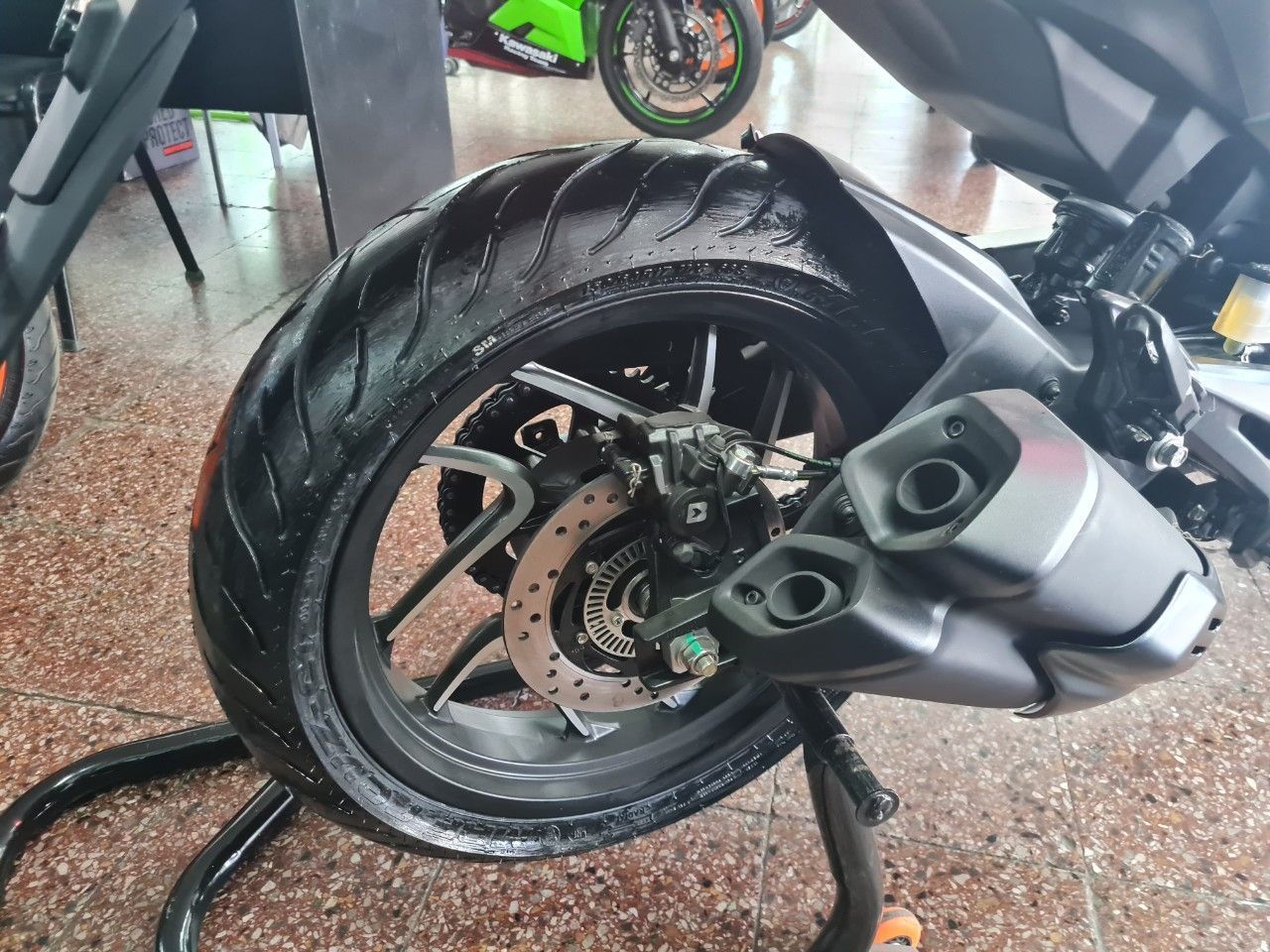 Bajaj Dominar Nueva en Mendoza, deRuedas