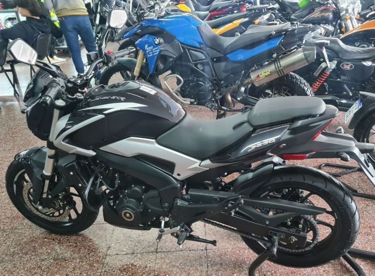 Bajaj Dominar Nueva en Mendoza, deRuedas
