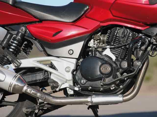 Bajaj Rouser Usada en Mendoza, deRuedas