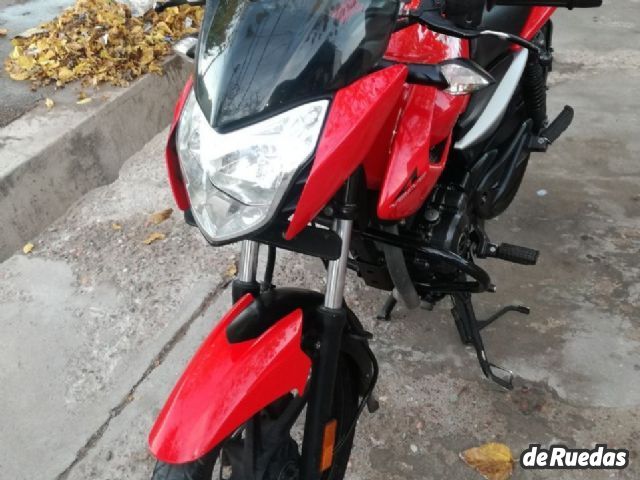 Bajaj Rouser Usada en Mendoza, deRuedas