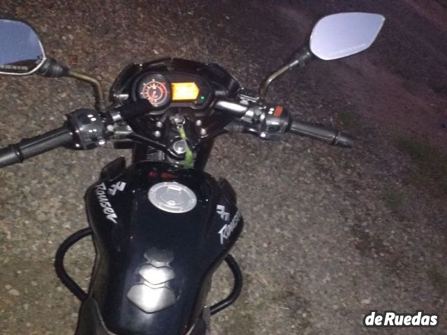 Bajaj Rouser Usada en Mendoza, deRuedas