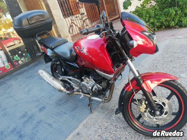 Bajaj Rouser Usada en Mendoza, deRuedas