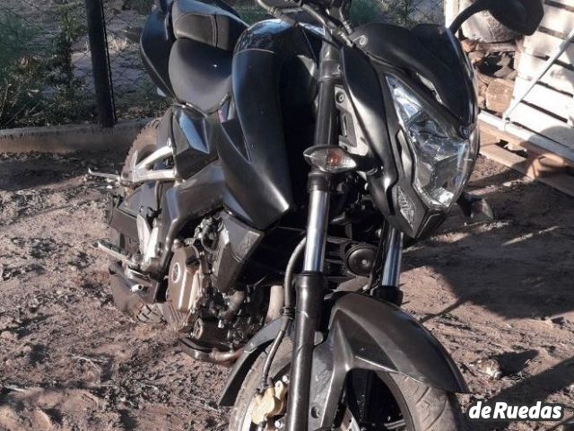 Bajaj Rouser Usada en Mendoza, deRuedas