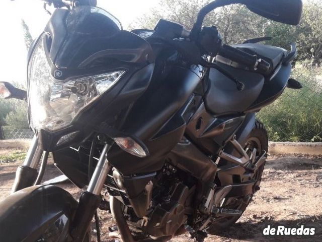 Bajaj Rouser Usada en Mendoza, deRuedas