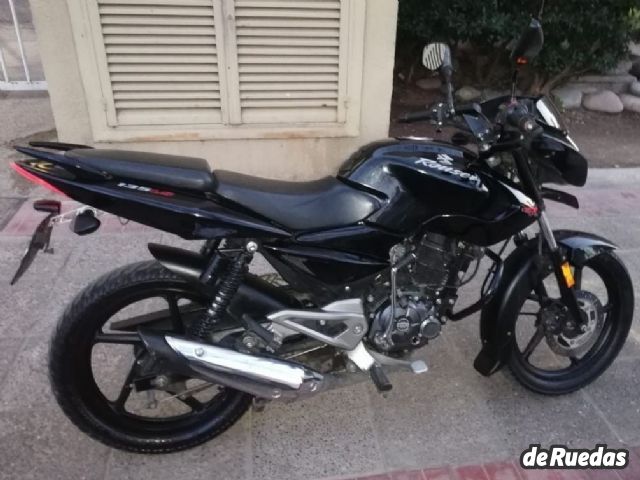 Bajaj Rouser Usada en Mendoza, deRuedas
