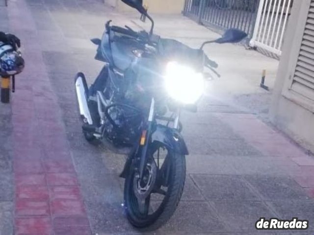Bajaj Rouser Usada en Mendoza, deRuedas