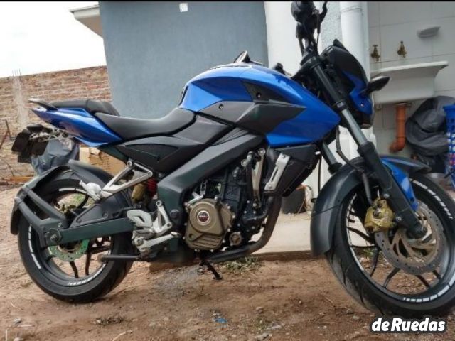 Bajaj Rouser Usada en Mendoza, deRuedas