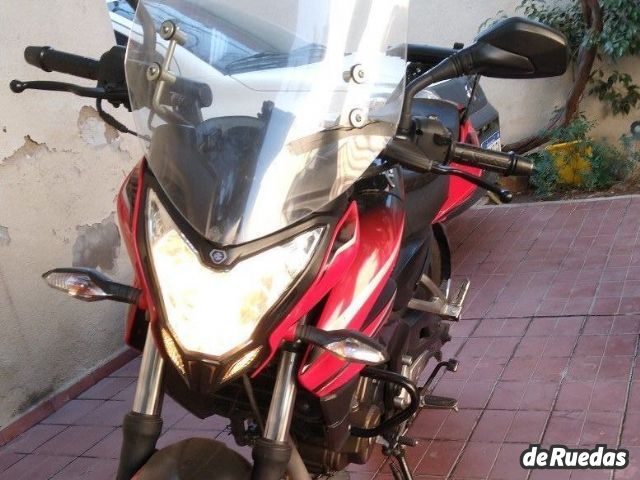 Bajaj Rouser Usada en Mendoza, deRuedas