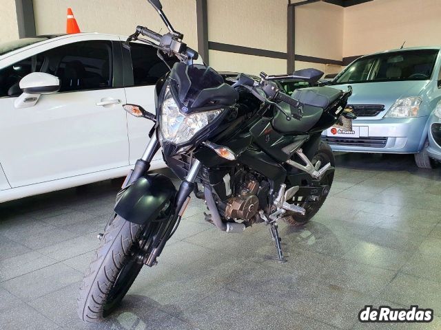 Bajaj Rouser Usada en Mendoza, deRuedas