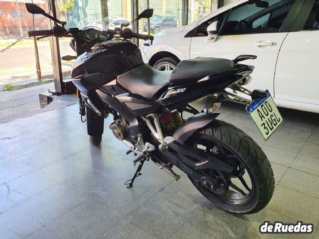 Bajaj Rouser Usada en Mendoza, deRuedas